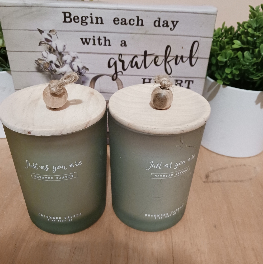 CUCUMBER SCENT CANDLES - Picture 1 of 2